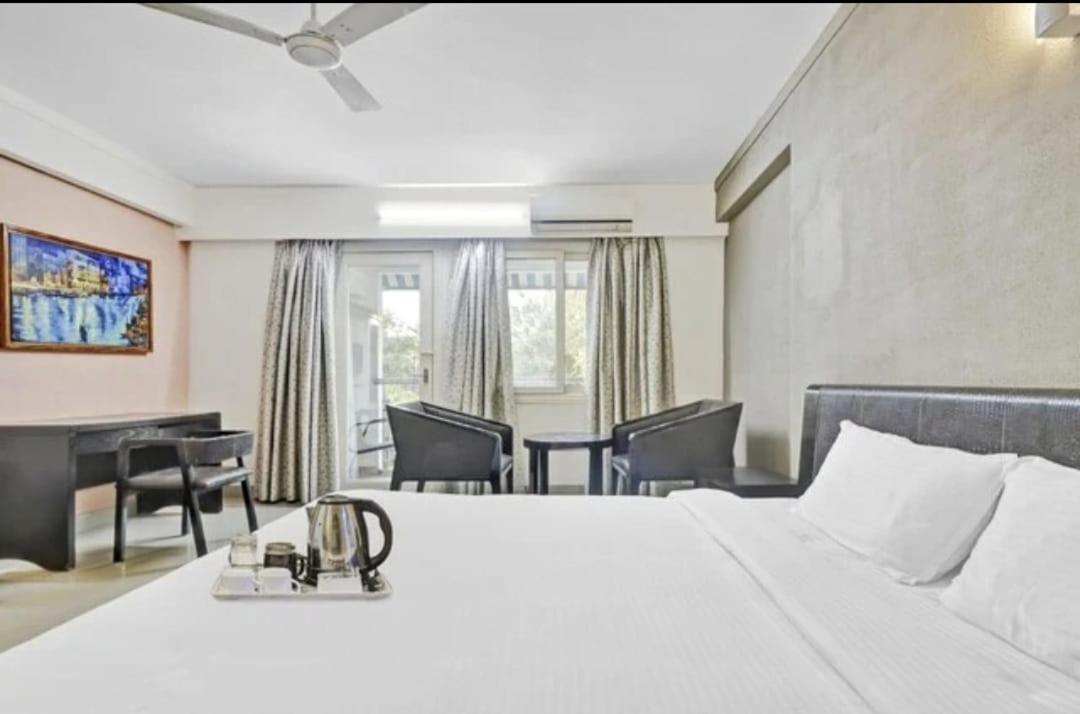 Aec Residency Hotel Alappuzha Ngoại thất bức ảnh