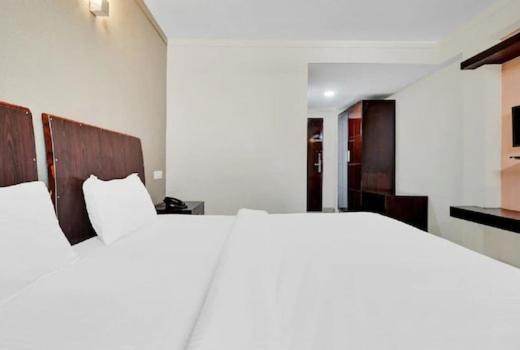 Aec Residency Hotel Alappuzha Ngoại thất bức ảnh